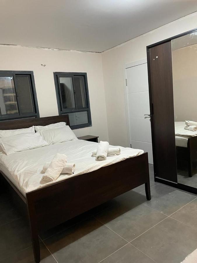 Ahva 17 Hotel Тиберия Екстериор снимка